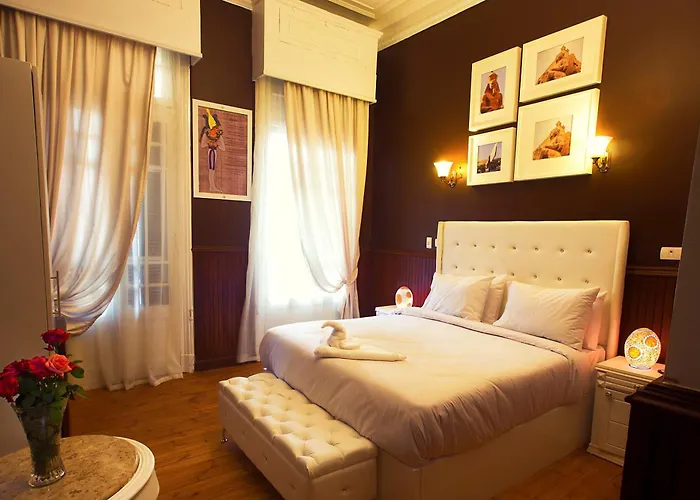 Tahrir Plaza Suites - Museum View